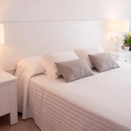 招待所 商务旅舍 德尼亚