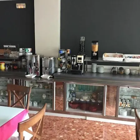 Πανσιόν Comercio Denia